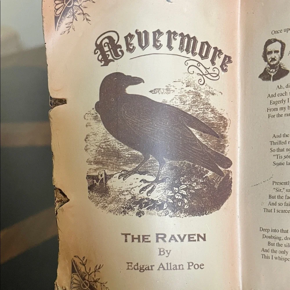 Edgar Allen Poe Decorative 'The Raven' Book Display in Black and Cream - Picture 3 of 7